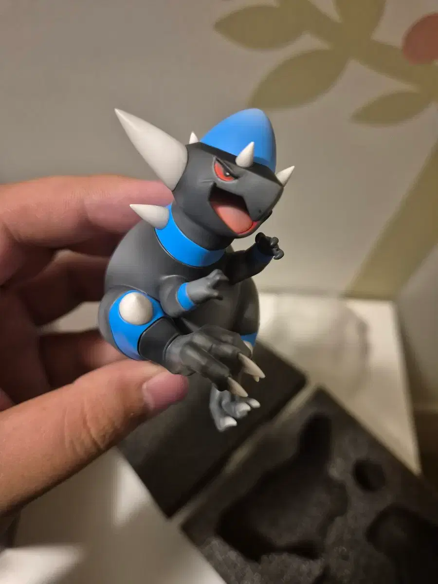 thumbnail-5